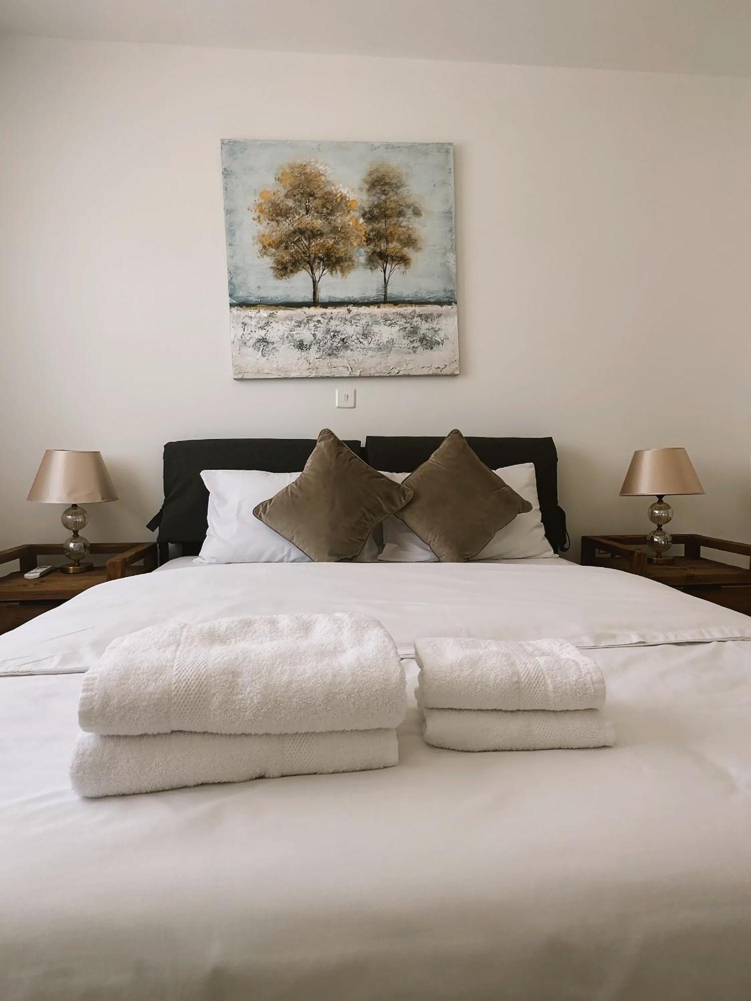 Elysia Park Ameliya 202 Apartment Paphos ภายนอก รูปภาพ