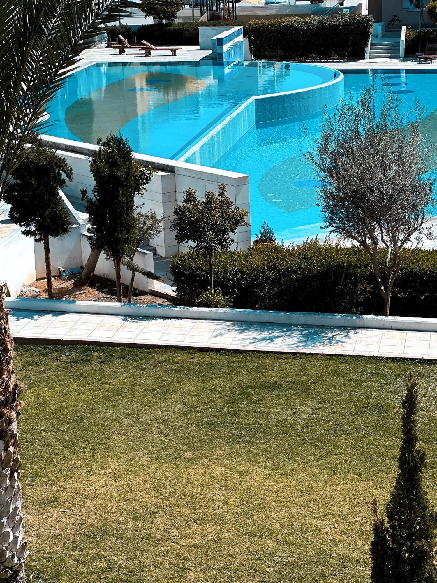 Elysia Park Ameliya 202 Apartment Paphos ภายนอก รูปภาพ
