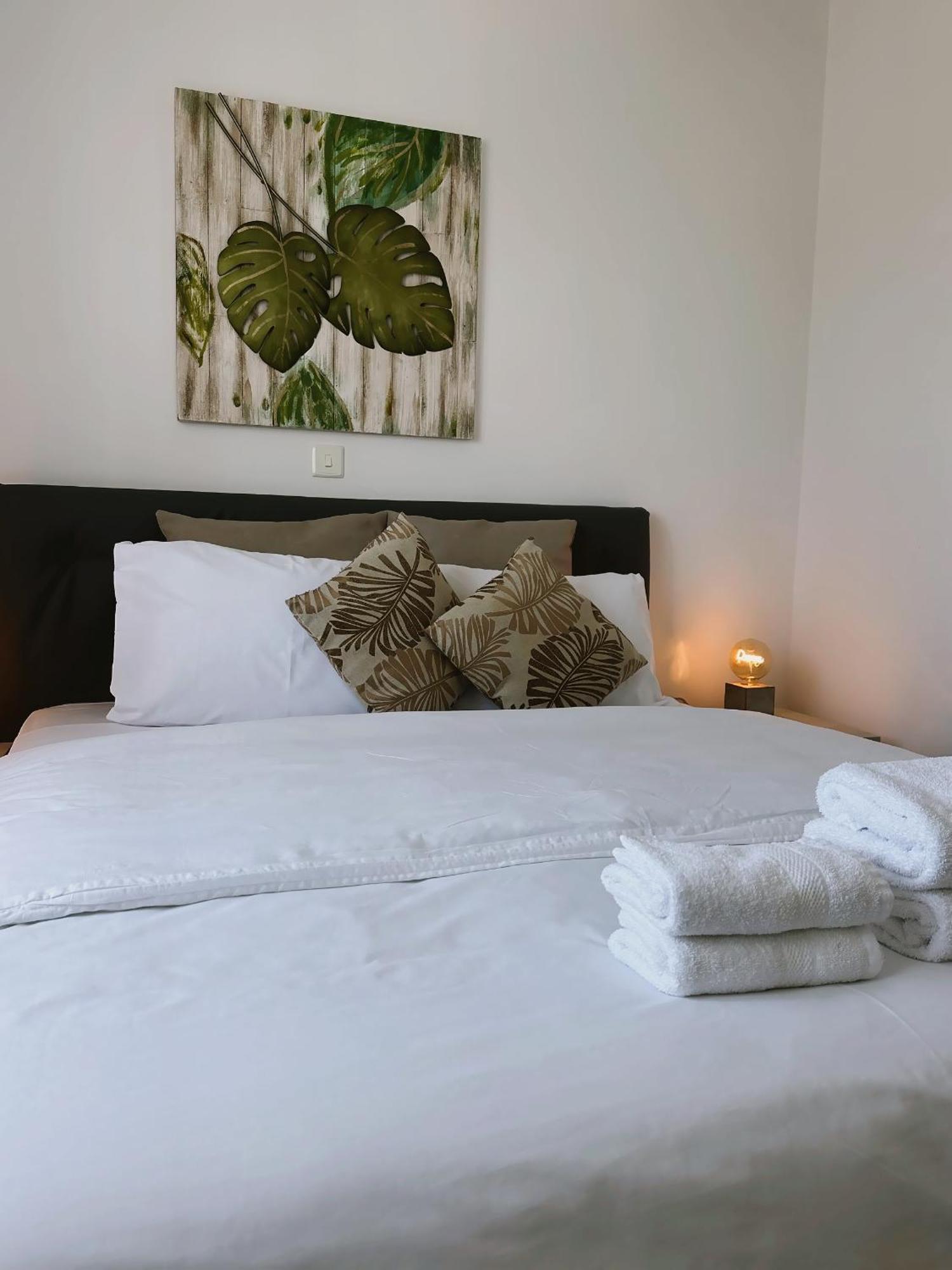 Elysia Park Ameliya 202 Apartment Paphos ภายนอก รูปภาพ