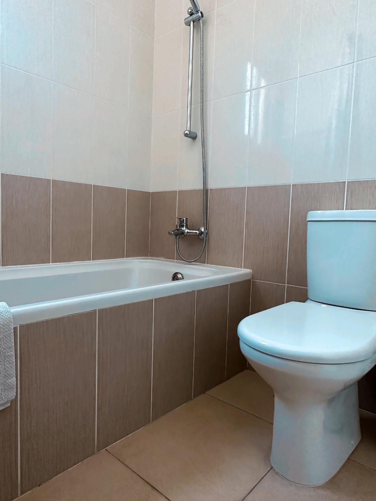 Elysia Park Ameliya 202 Apartment Paphos ภายนอก รูปภาพ