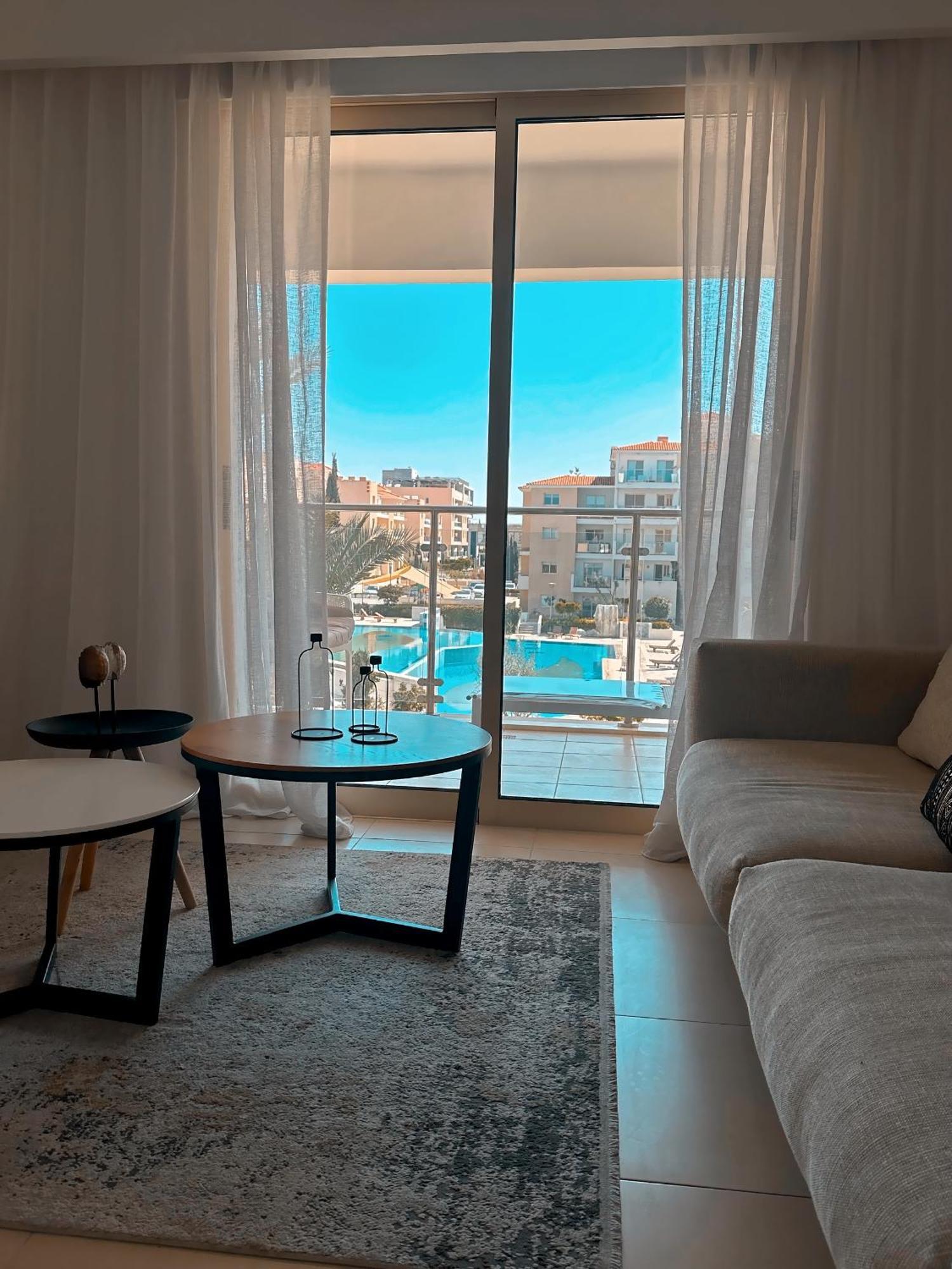 Elysia Park Ameliya 202 Apartment Paphos ภายนอก รูปภาพ