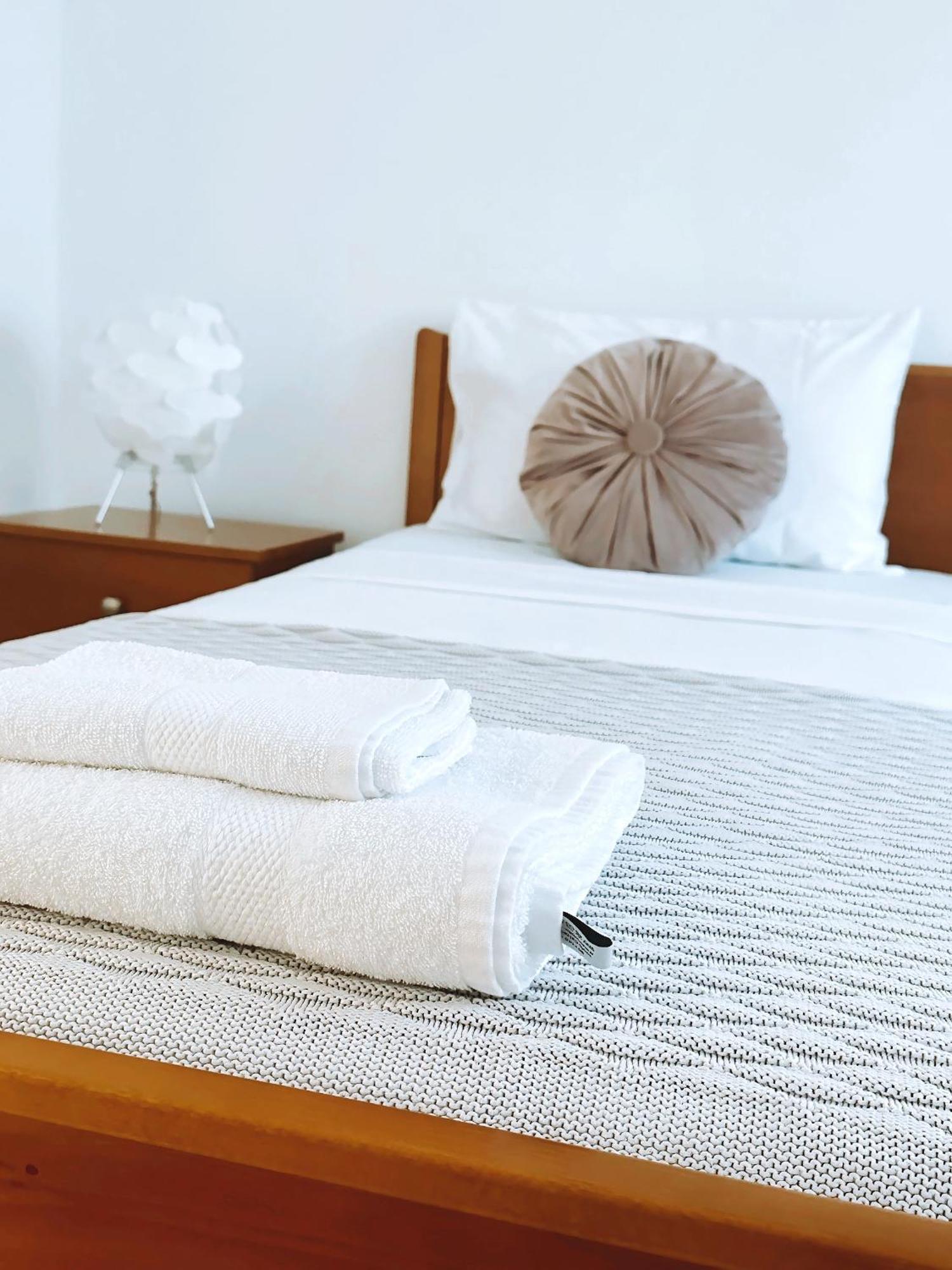 Elysia Park Ameliya 202 Apartment Paphos ภายนอก รูปภาพ