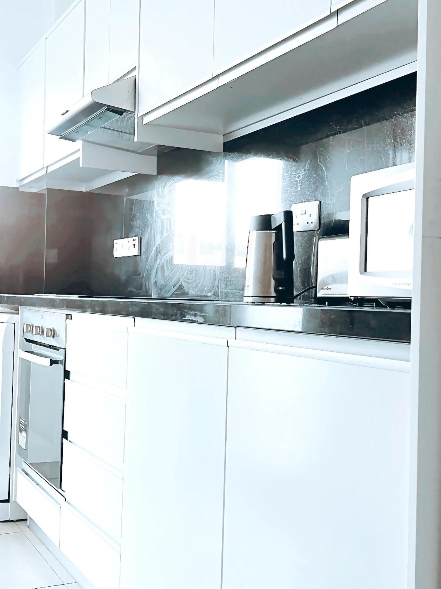 Elysia Park Ameliya 202 Apartment Paphos ภายนอก รูปภาพ